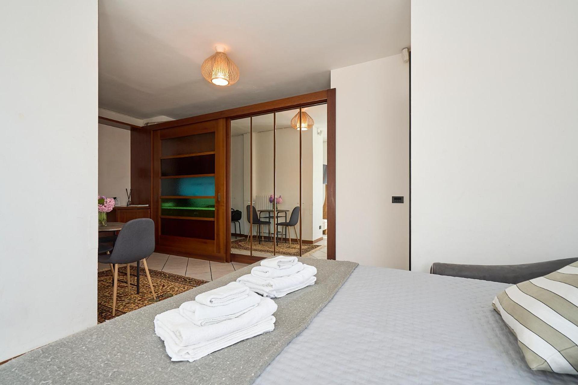 Апартаменты -Luminosa 5 Stars With Balcony- Wifi Netflix 15 Minutes From Duomo Милан Экстерьер фото